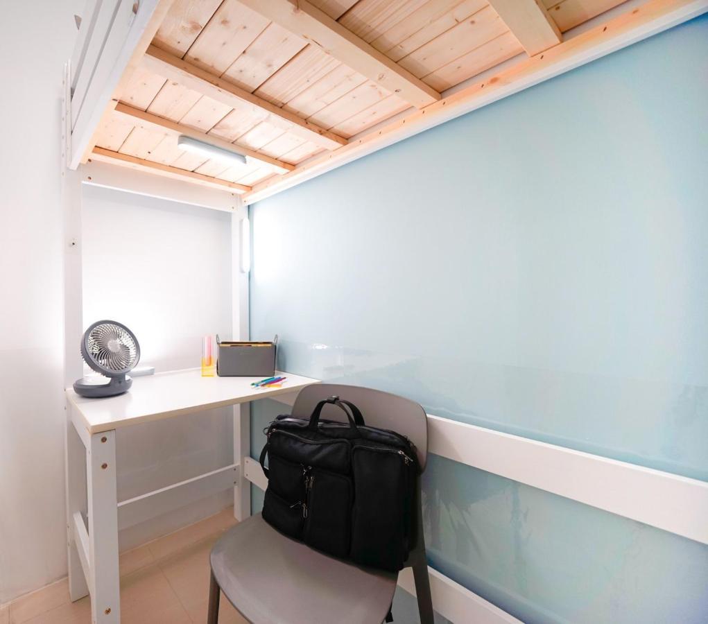 홍콩 Coliving Space - Hennessy Road 113 Wan Chai Mtr 아파트 외부 사진